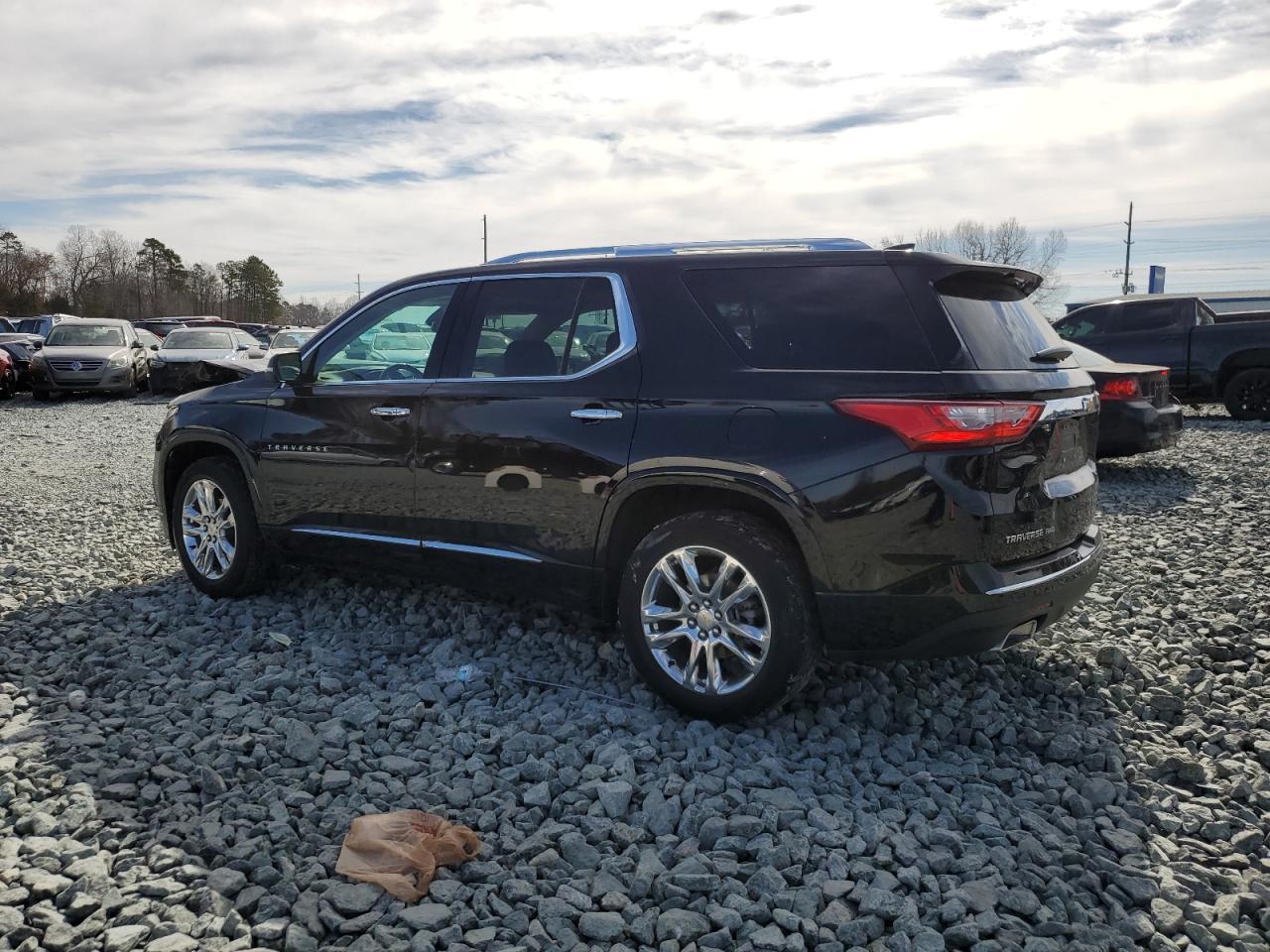 2021 Chevrolet Traverse VIN 1GNEVNKW5MJ176538 Copart auction photo, front end damage thumbnail 2