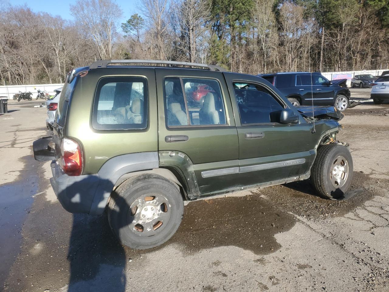 2006 Jeep Liberty (North America) VIN 1J4GK48K56W226489 Copart auction photo, front end / minor dent/scratches damage thumbnail 3