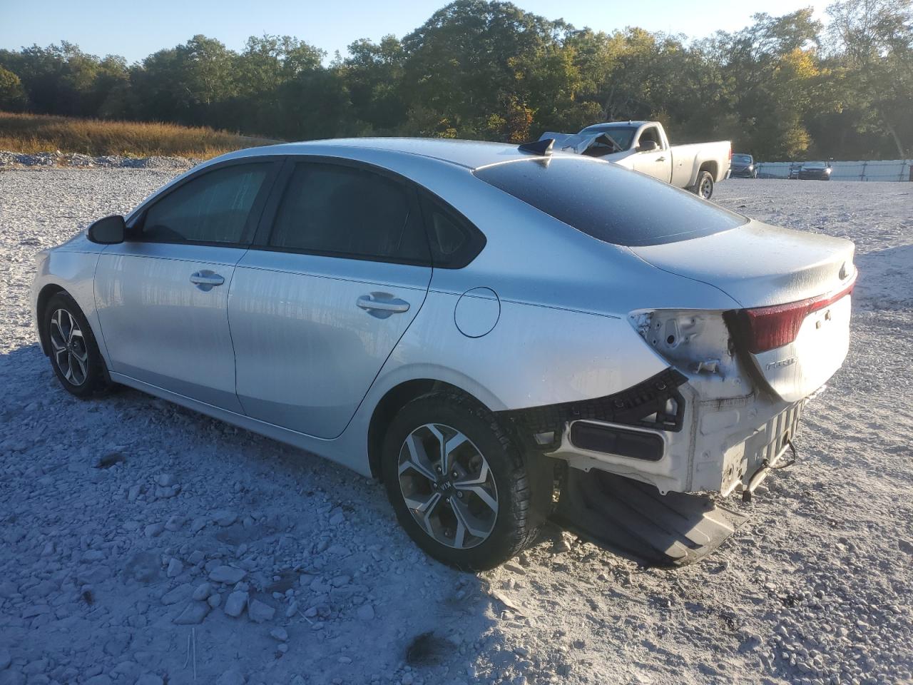 2019 KIA Forte VIN 3KPF24AD8KE103786 Copart auction photo, rear end damage thumbnail 2