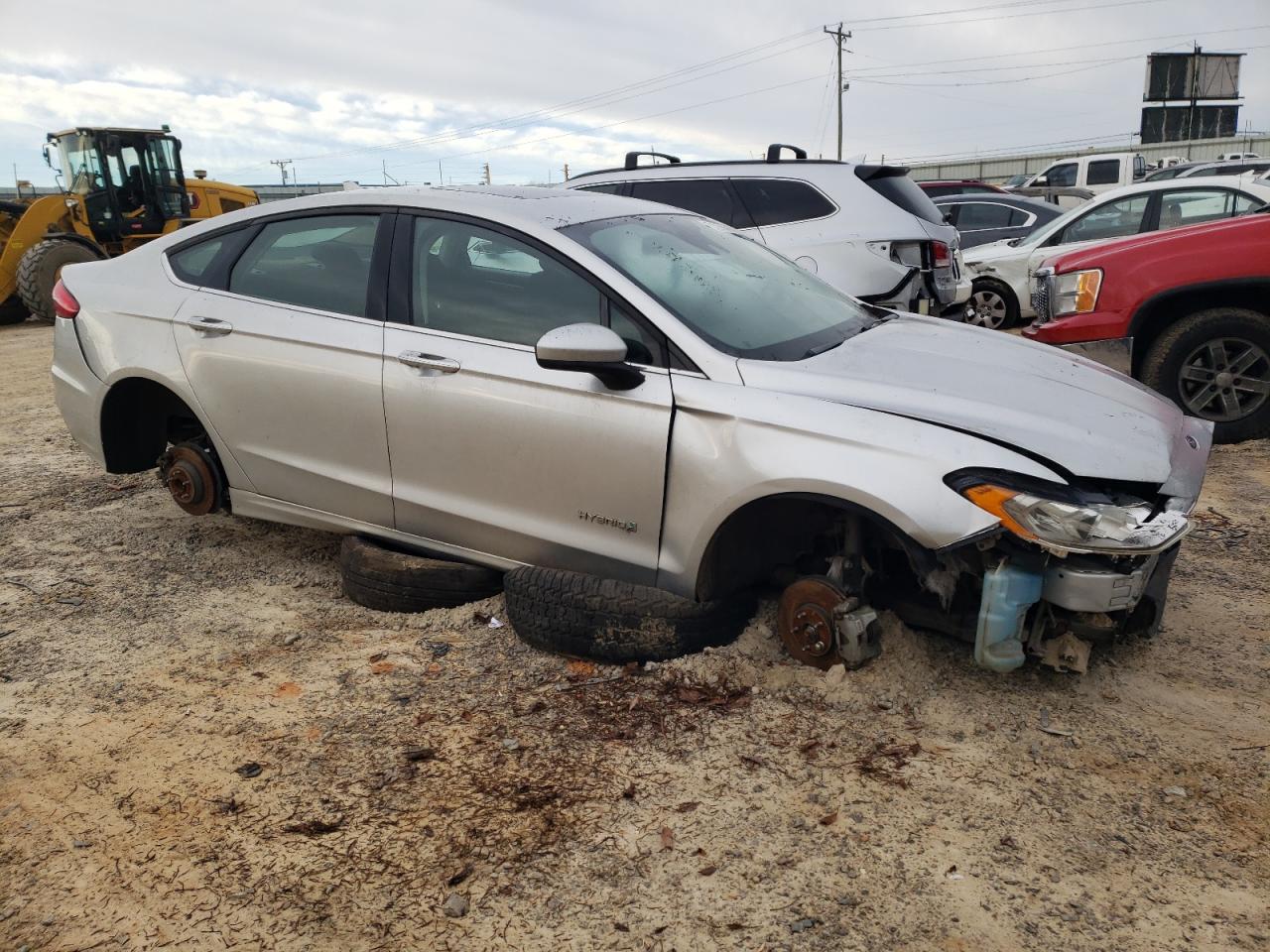 2019 Ford Fusion VIN 3FA6P0LU0KR140157 Copart auction photo, all over / stripped damage thumbnail 4