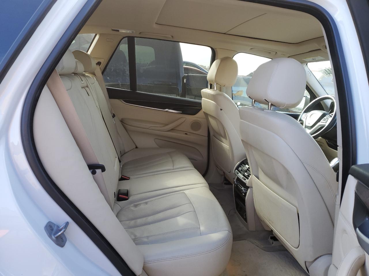 2015 BMW X5 VIN 5UXKR0C54F0K69549 Copart auction photo, front end damage thumbnail 11