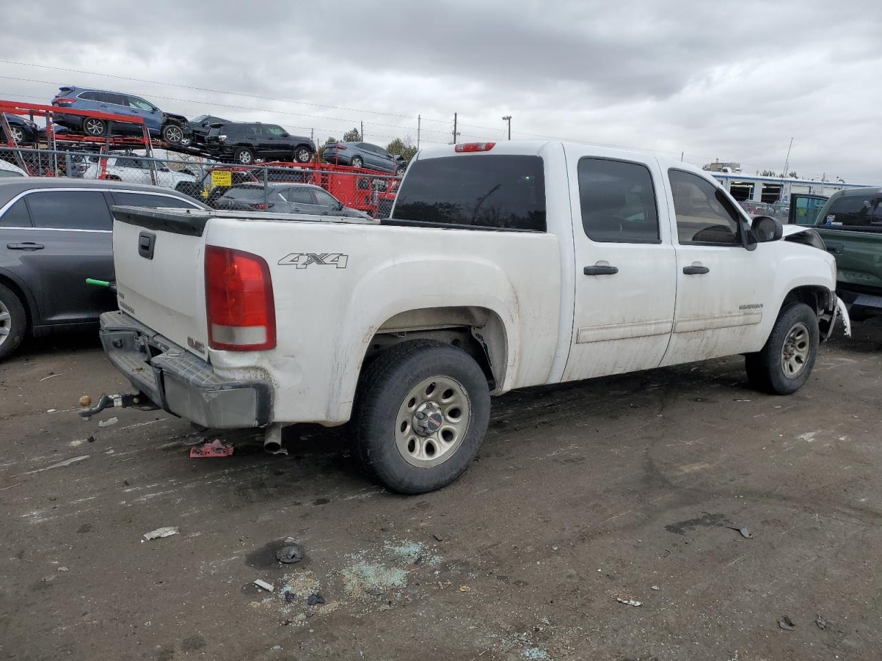 2011 GMC Sierra VIN 3GTP2UEA0BG150044 Copart auction photo, front end damage thumbnail 3