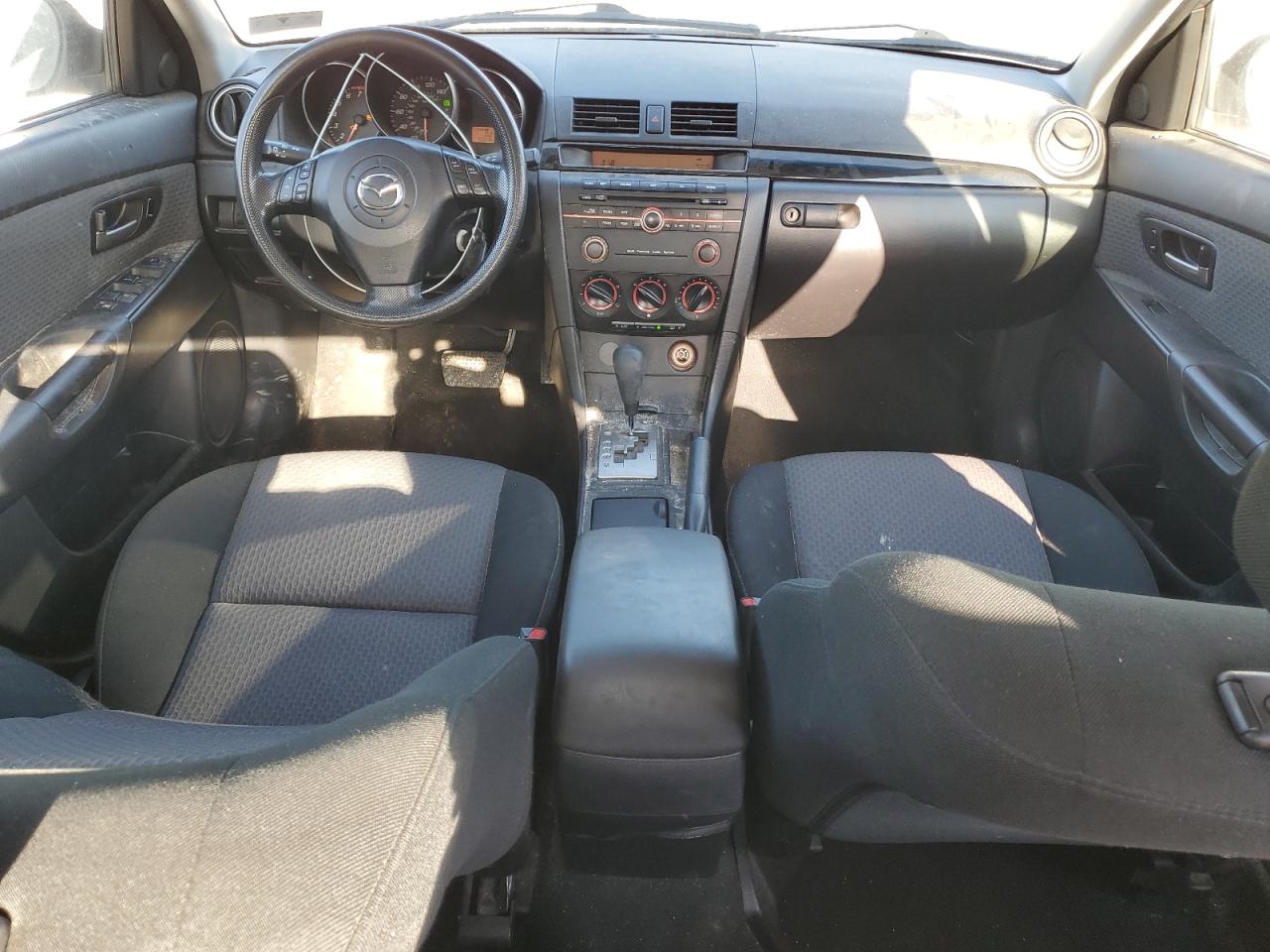 2006 Mazda 3 VIN JM1BK32FX61500952 Copart auction photo, all over damage thumbnail 8