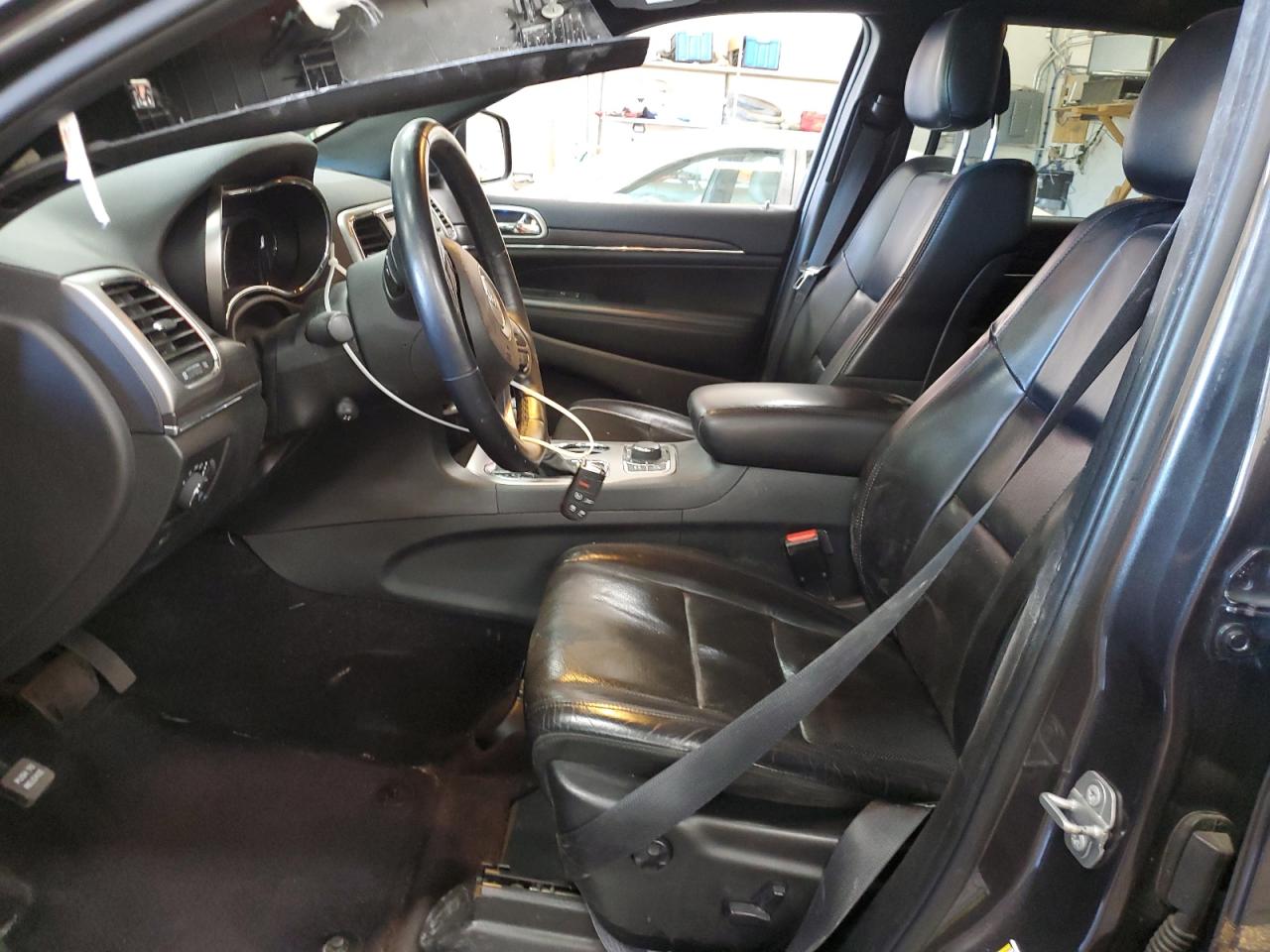 2018 Jeep Grand Cherokee VIN 1C4RJFBGXJC245468 Copart auction photo, side / front end damage thumbnail 7