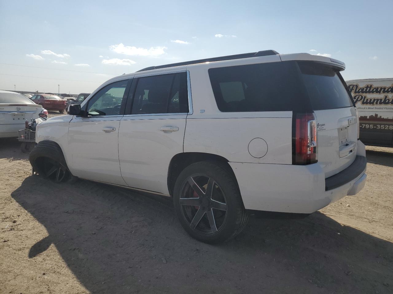 2016 GMC Yukon VIN 1GKS2BKC0GR236339 Copart auction photo, side / front end damage thumbnail 2