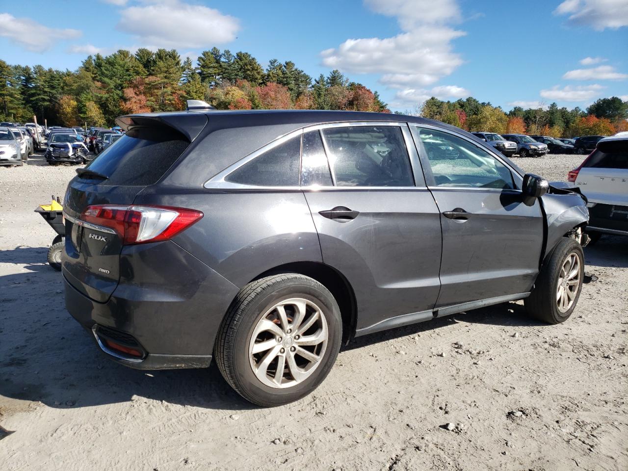 2016 Acura RDX VIN 5J8TB4H35GL027475 Copart auction photo, front end / minor dent/scratches damage thumbnail 3