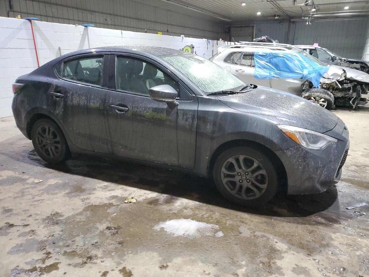 2019 Toyota Yaris VIN 3MYDLBYV1KY528189 Copart auction photo, undercarriage damage thumbnail 4