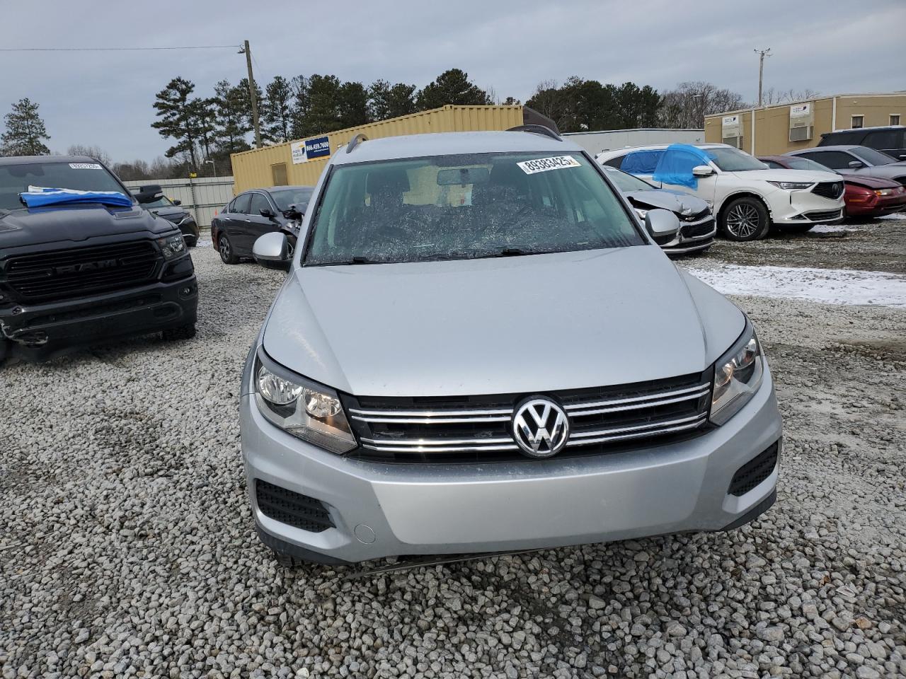 2017 Volkswagen Tiguan VIN WVGAV7AX5HK050396 Copart auction photo, rear end / minor dent/scratches damage thumbnail 5