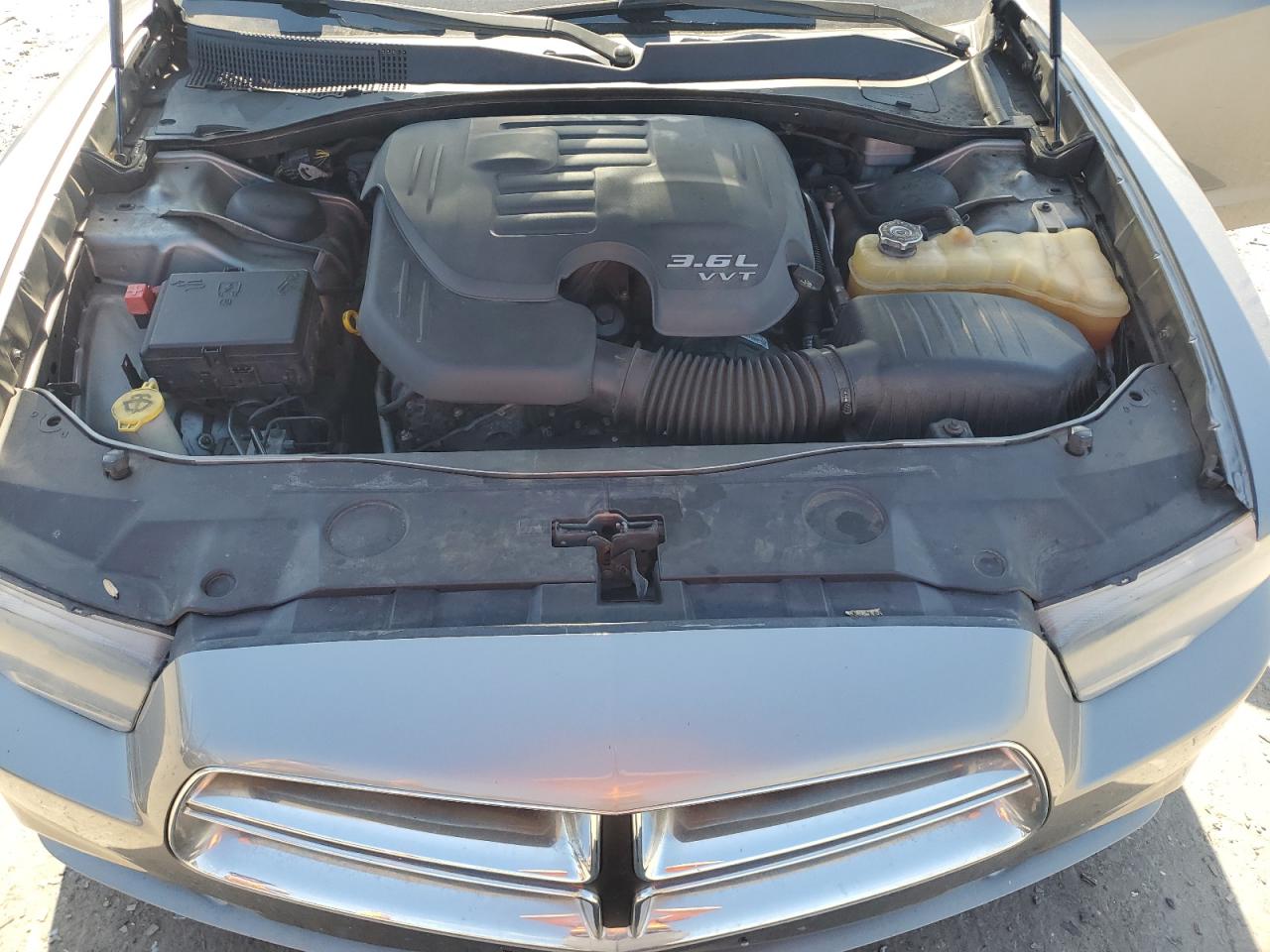 2011 Dodge Charger VIN 2B3CL3CG4BH597300 Copart auction photo, minor dent/scratches damage thumbnail 11
