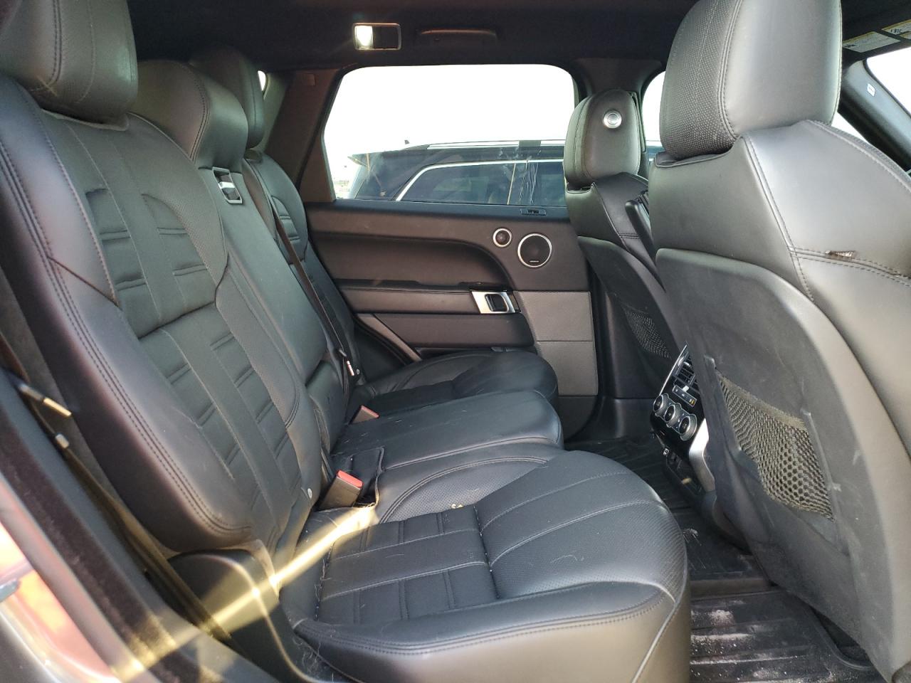 2017 Land Rover Range Rover VIN SALWV2FV8HA679590 Copart auction photo, water/flood damage thumbnail 11