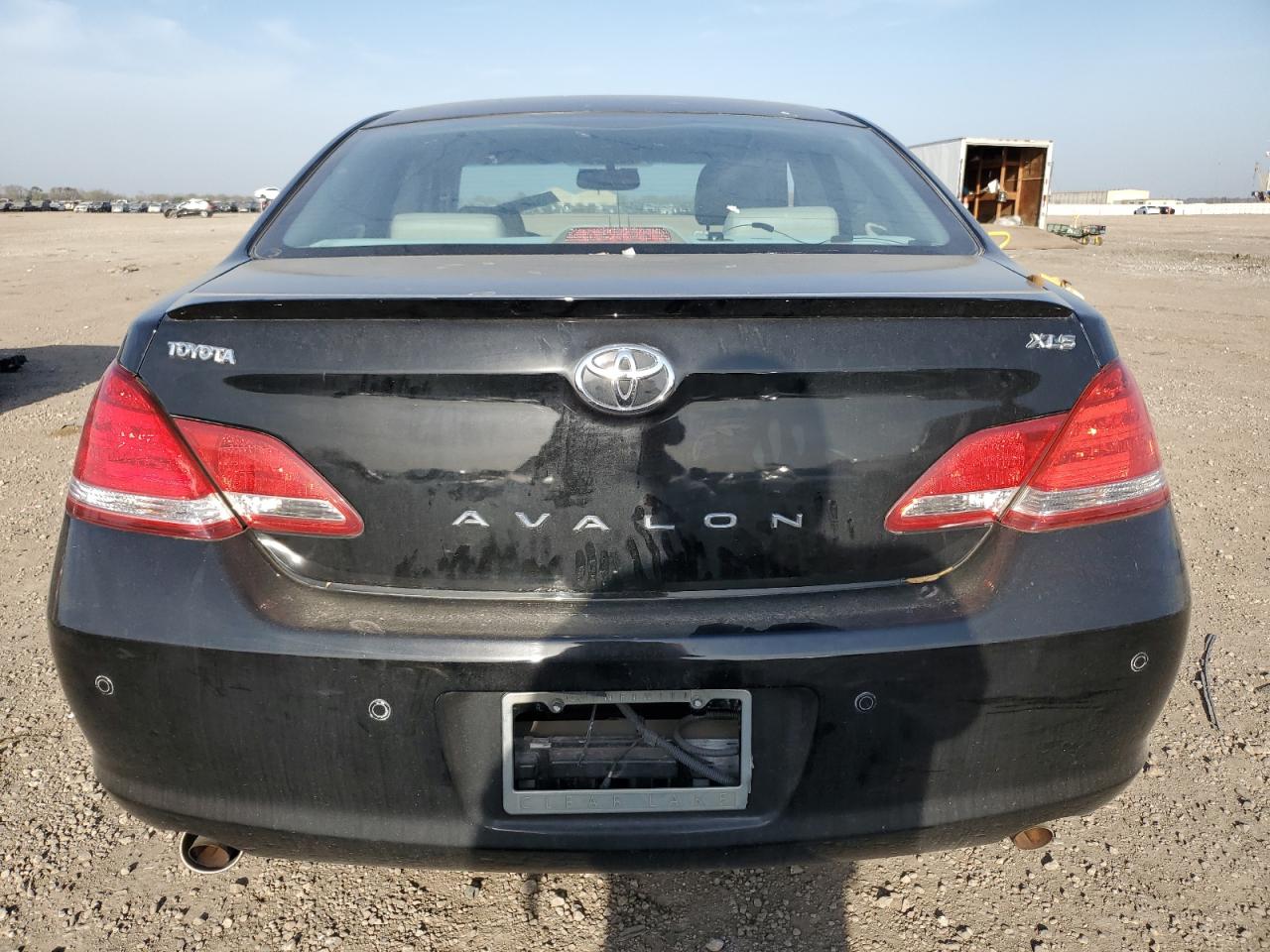 2007 Toyota Avalon VIN 4T1BK36B57U186257 Copart auction photo, side / front end damage thumbnail 6