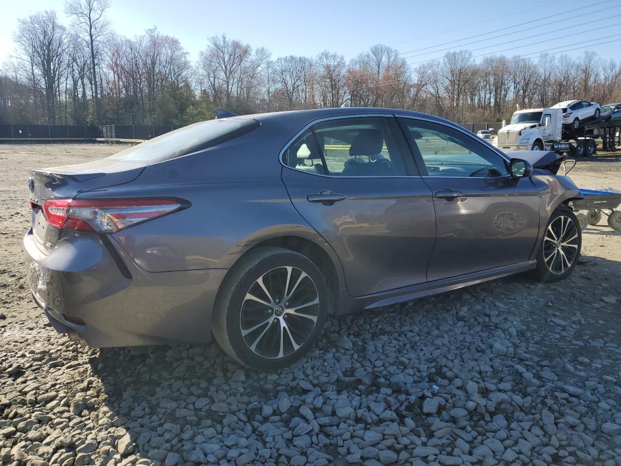2019 Toyota Camry VIN 4T1B11HK7KU762041 Copart auction photo, front end / mechanical damage thumbnail 3