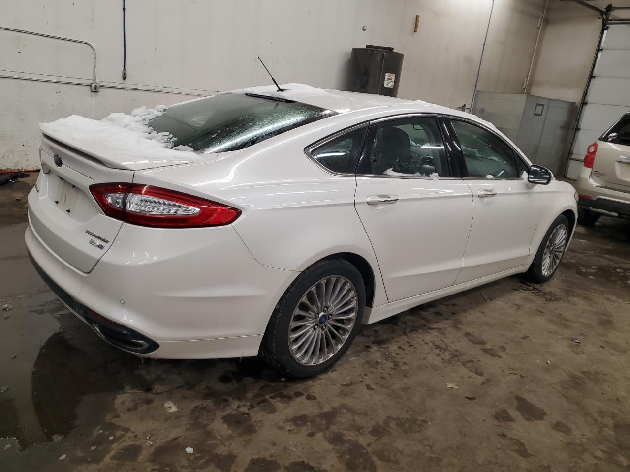 2015 Ford Fusion VIN 3FA6P0D98FR113840 Copart auction photo, front end damage thumbnail 3