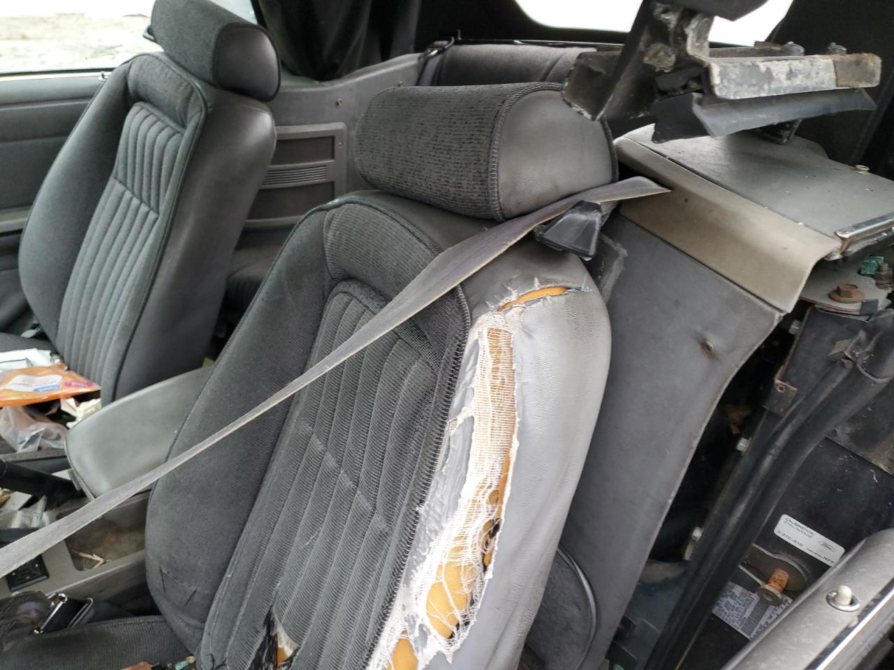 1993 Ford Mustang VIN 1FACP44E4PF198262 Copart auction photo, rear end / side damage thumbnail 10
