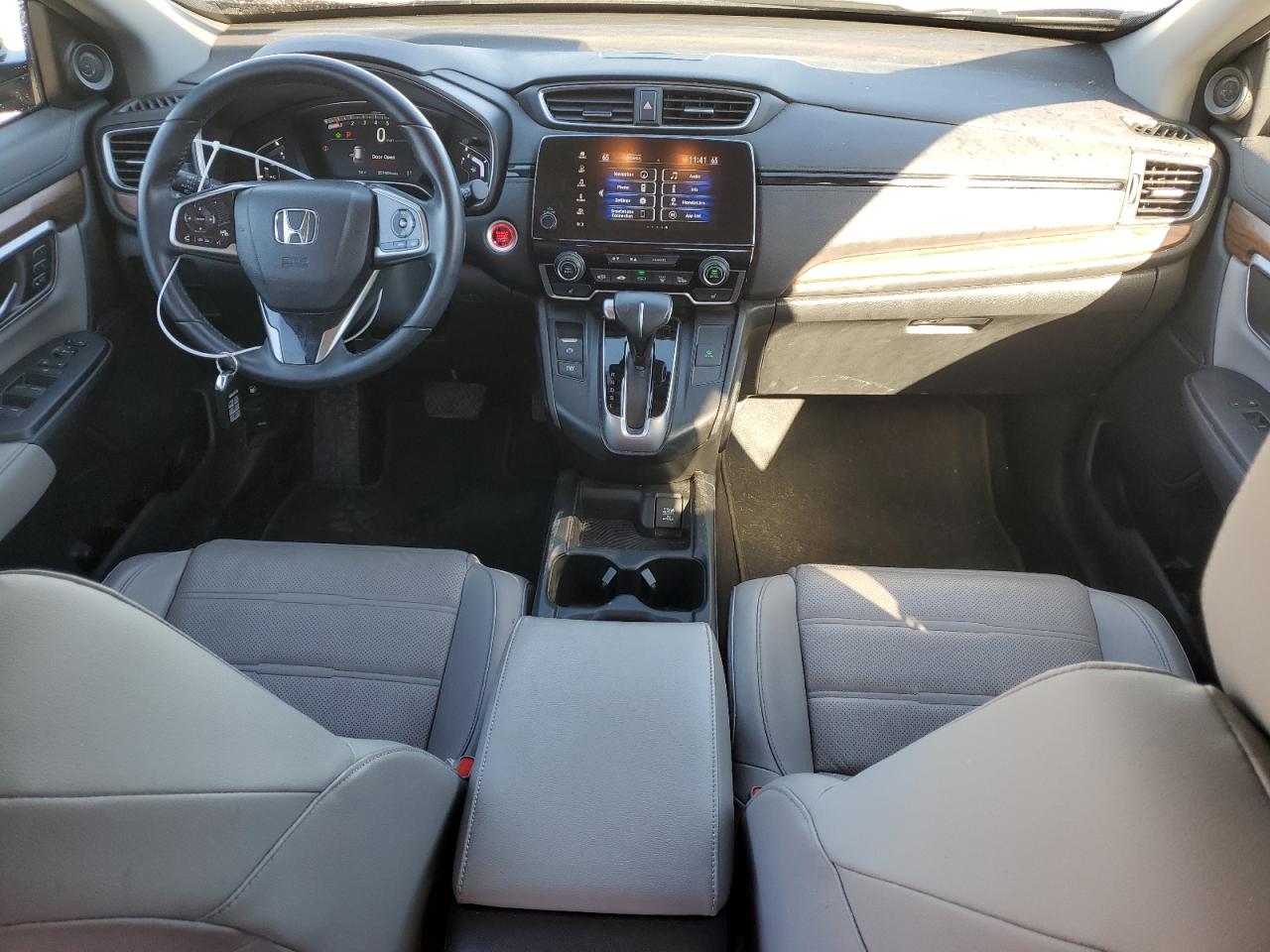 2017 Honda CR-V VIN 2HKRW2H9XHH645287 Copart auction photo, rear end / minor dent/scratches damage thumbnail 8