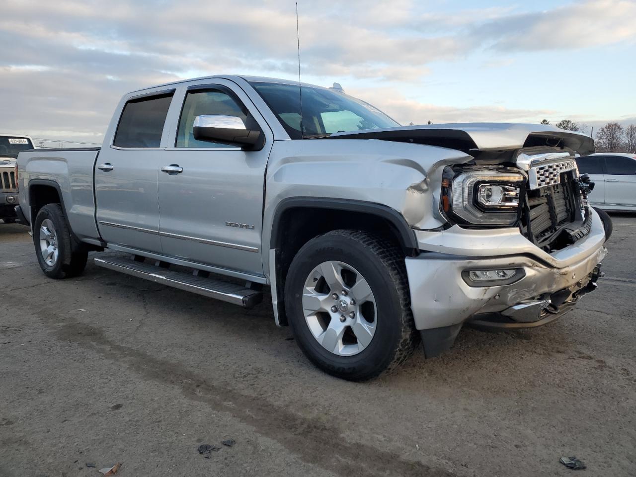 2017 GMC Sierra VIN 3GTU2PEJ8HG388060 Copart auction photo, front end damage thumbnail 4