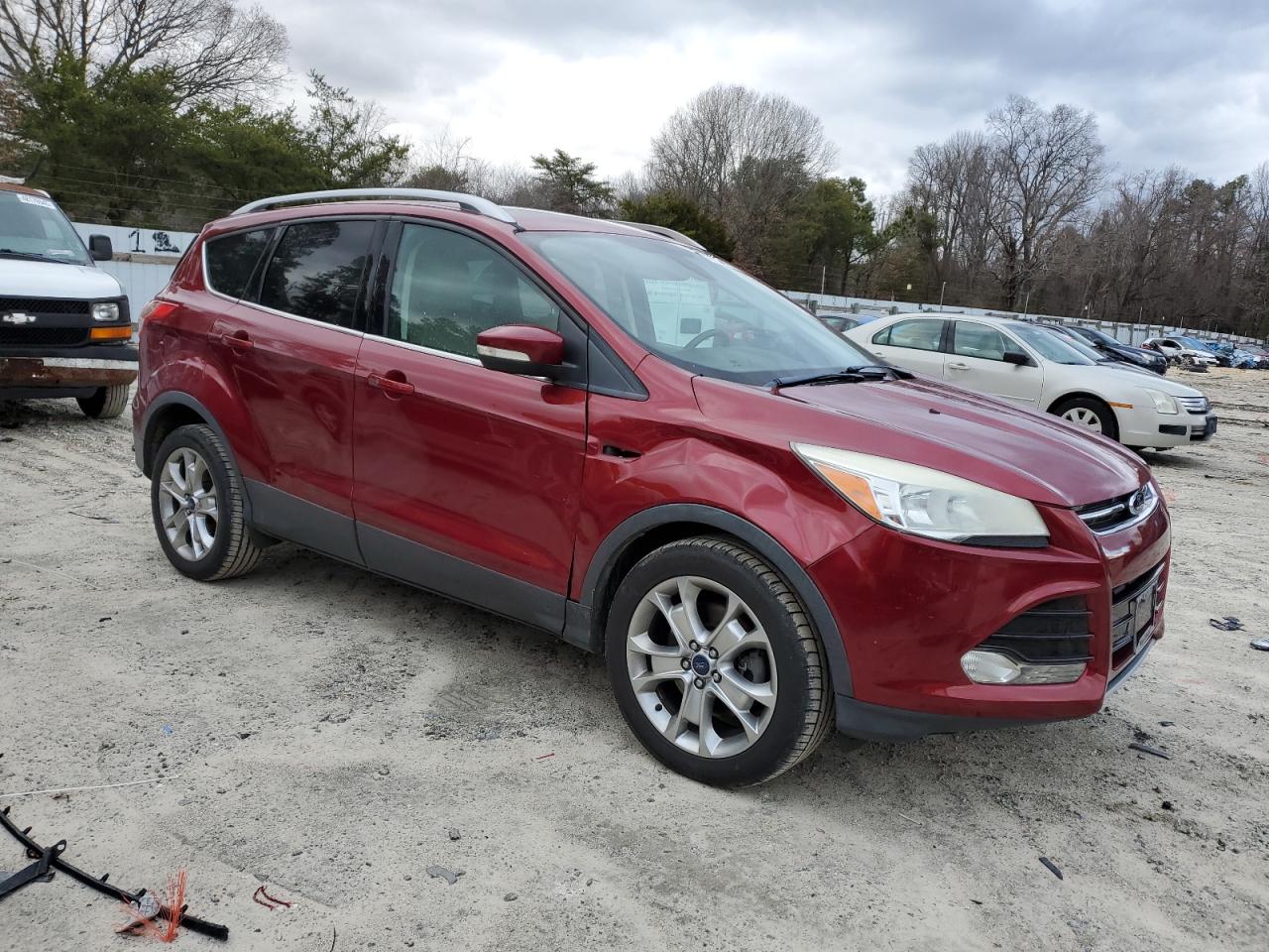 2014 Ford Escape VIN 1FMCU9J91EUD60022 Copart auction photo, front end / minor dent/scratches damage thumbnail 4