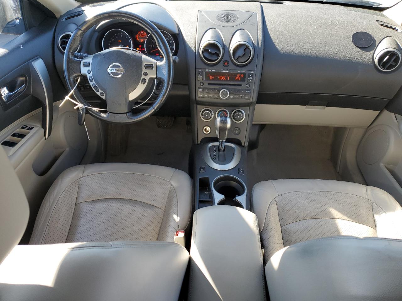 2010 Nissan Rogue VIN JN8AS5MV3AW113090 Copart auction photo, side / rear end damage thumbnail 8
