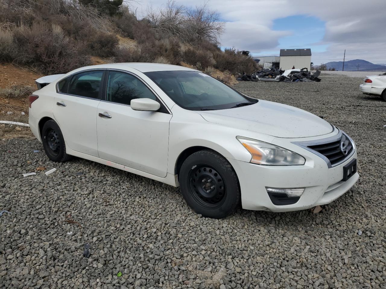 2015 Nissan Altima VIN 1N4AL3AP1FN379438 Copart auction photo, front end / rear end damage thumbnail 4