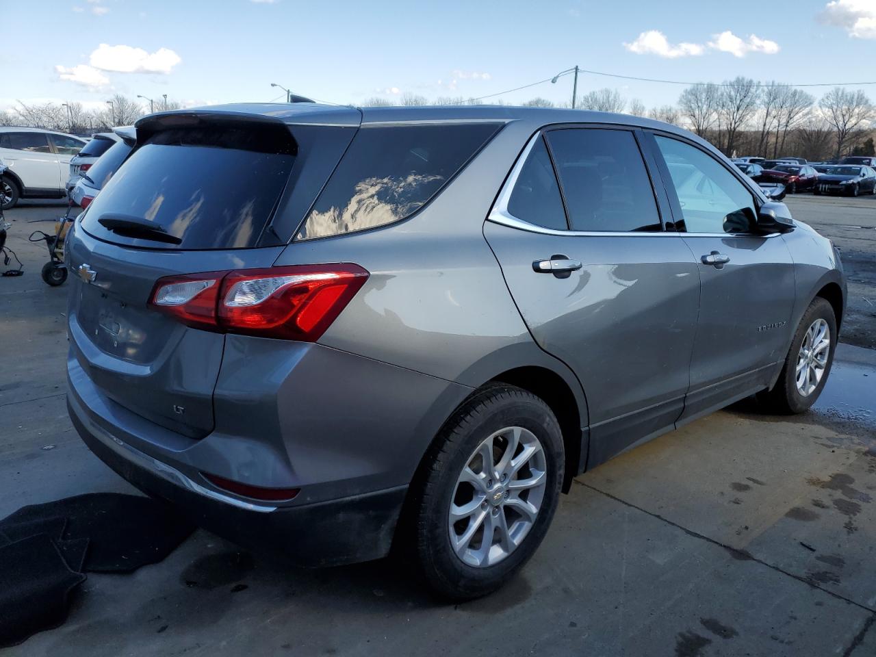 2018 Chevrolet Equinox VIN 3GNAXJEV4JL105436 Copart auction photo, top/roof damage thumbnail 3
