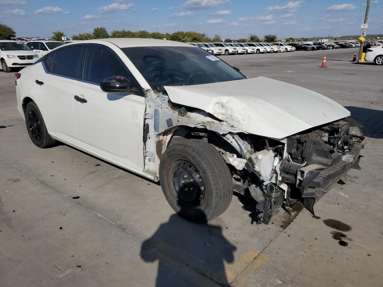 2021 Nissan Altima VIN 1N4BL4BV2MN313677 Copart auction photo, front end damage thumbnail 4