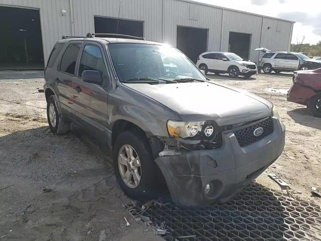 2005 Ford Escape VIN 1FMYU931X5KD11734 Copart auction photo, front end damage thumbnail 12