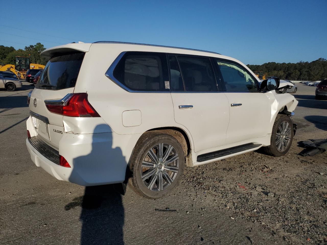 2017 Lexus LX VIN JTJHY7AX0H4225164 Copart auction photo, front end damage thumbnail 3