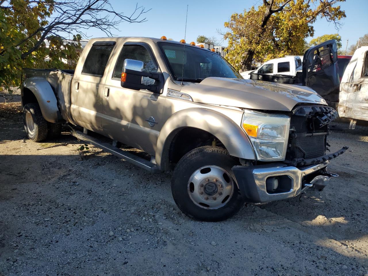 2011 Ford F450 VIN 1FT8W4DT0BEA15200 Copart auction photo, front end damage thumbnail 4