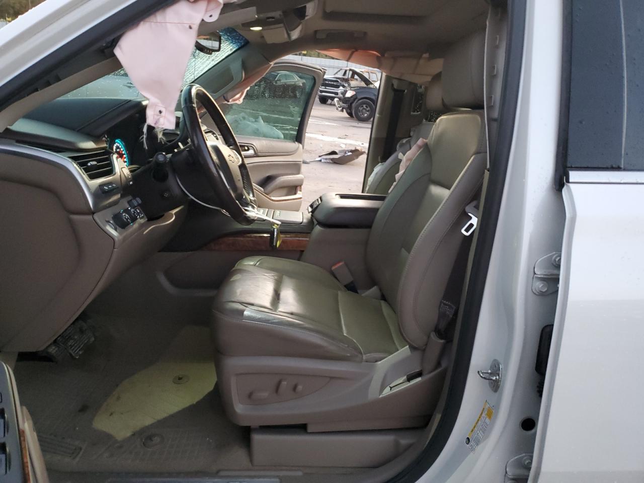2018 Chevrolet Tahoe VIN 1GNSKCKCXJR262625 Copart auction photo, front end / side damage thumbnail 7