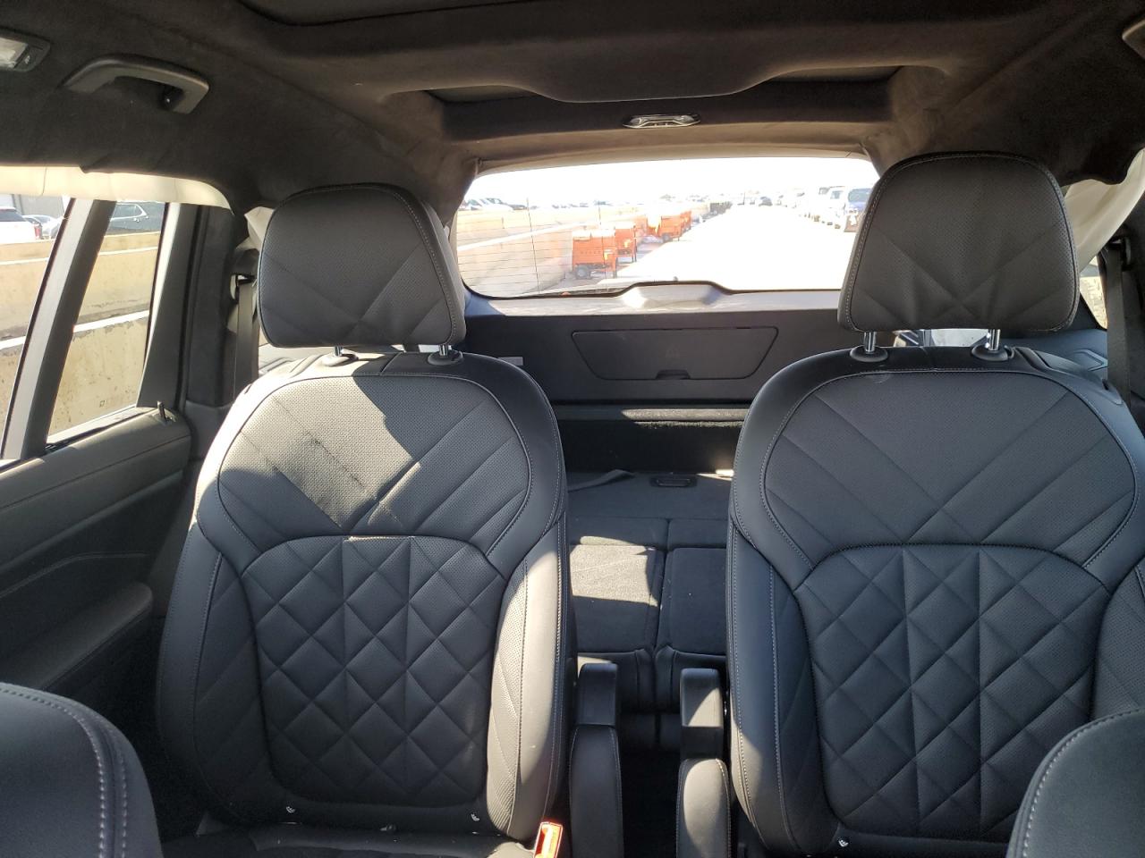 2024 BMW X7 VIN 5UX23EM00R9S28952 Copart auction photo, front end / hail damage thumbnail 10