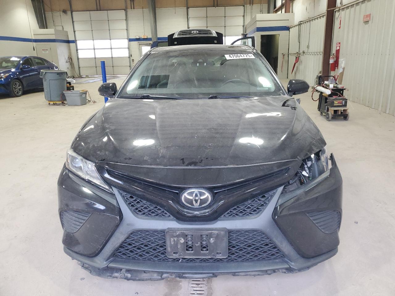 2020 Toyota Camry VIN 4T1G11AK3LU907125 Copart auction photo, front end damage thumbnail 5