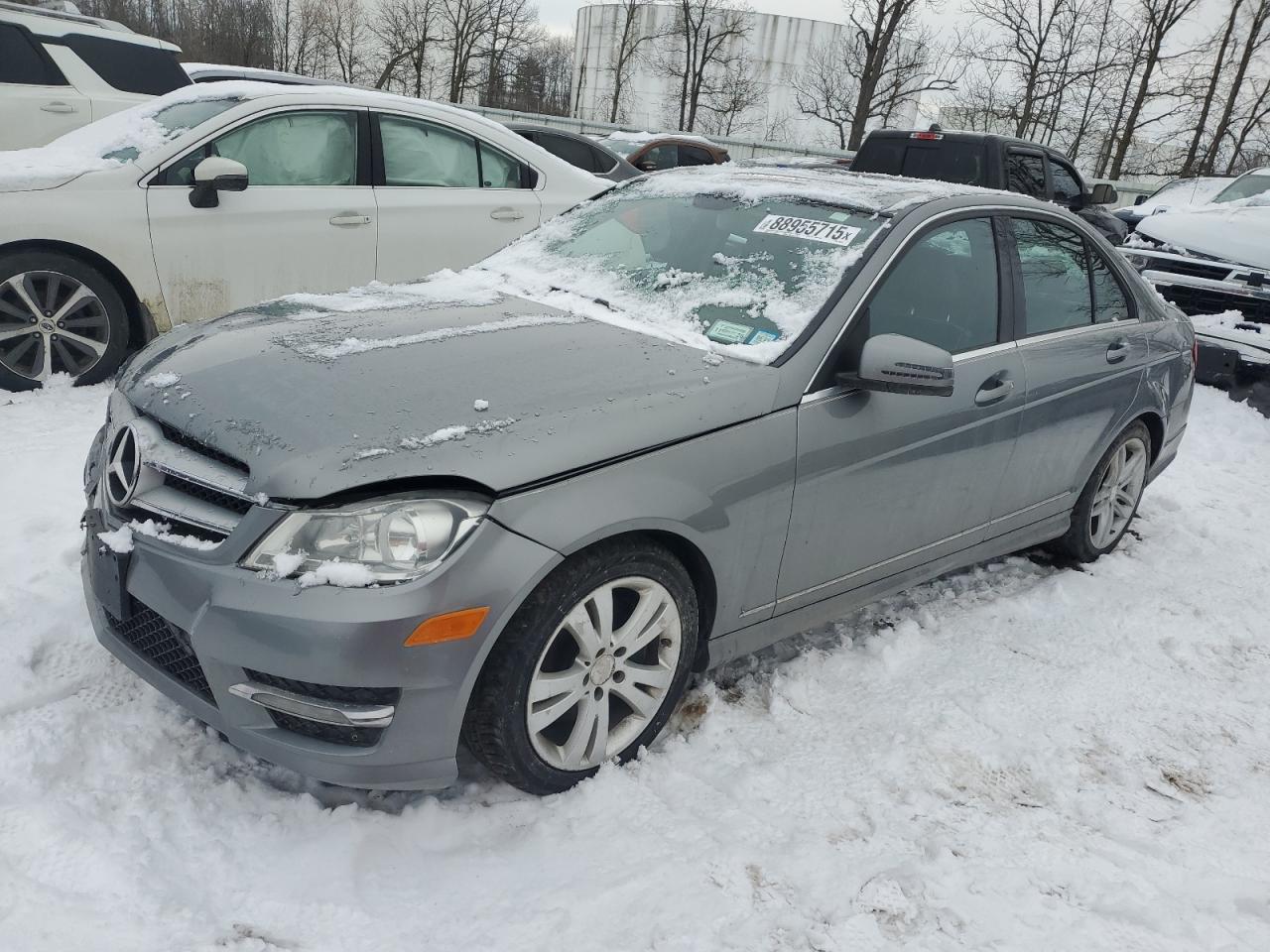 2013 Mercedes-Benz C-klasse VIN WDDGF8AB1DR296245