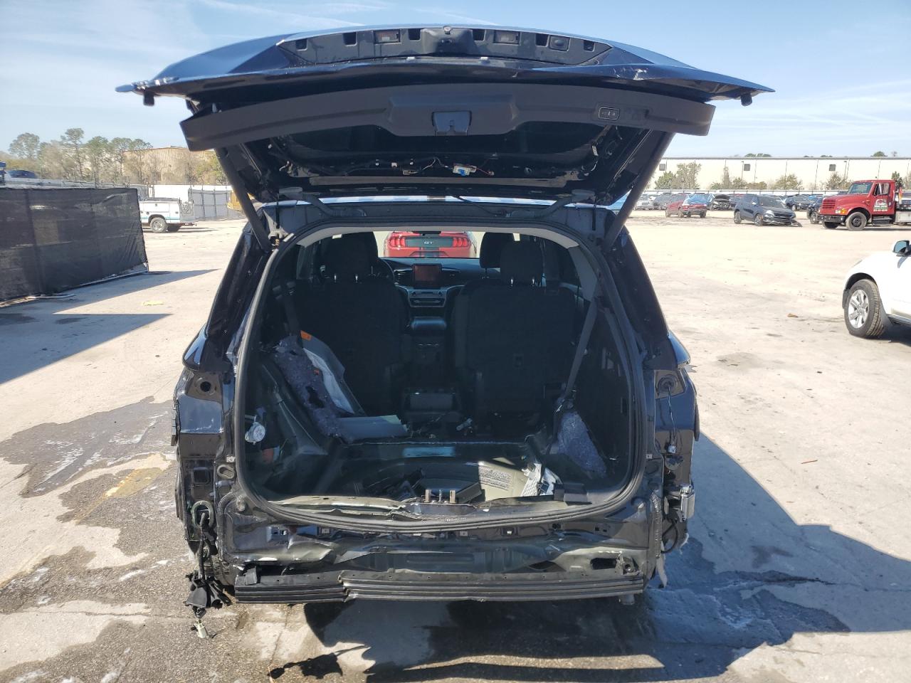 2021 Ford Explorer VIN 1FMSK7DH9MGA57253 Copart auction photo, rear end / side damage thumbnail 6