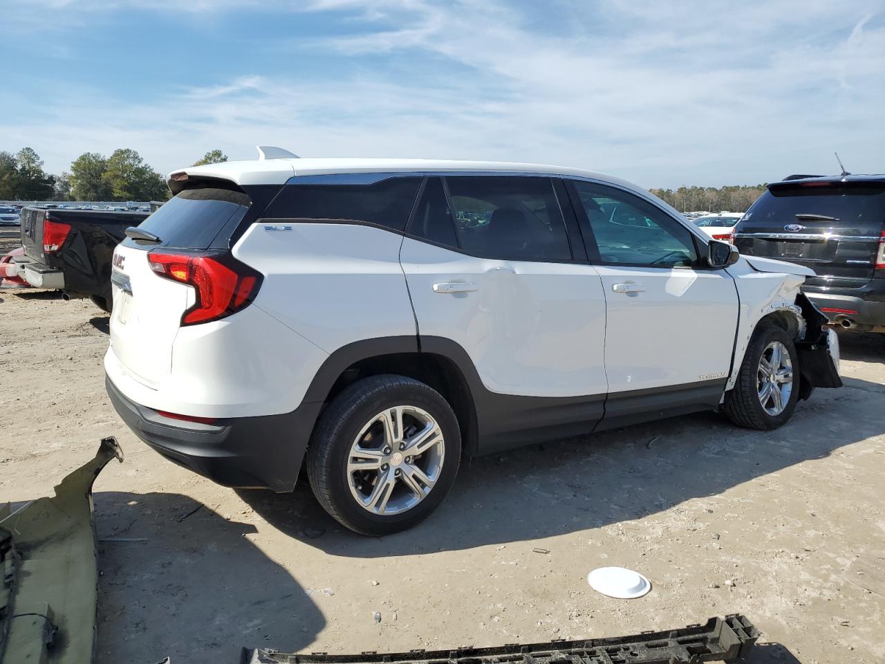 2019 GMC Terrain VIN 3GKALMEV3KL298917 Copart auction photo, side / front end damage thumbnail 3