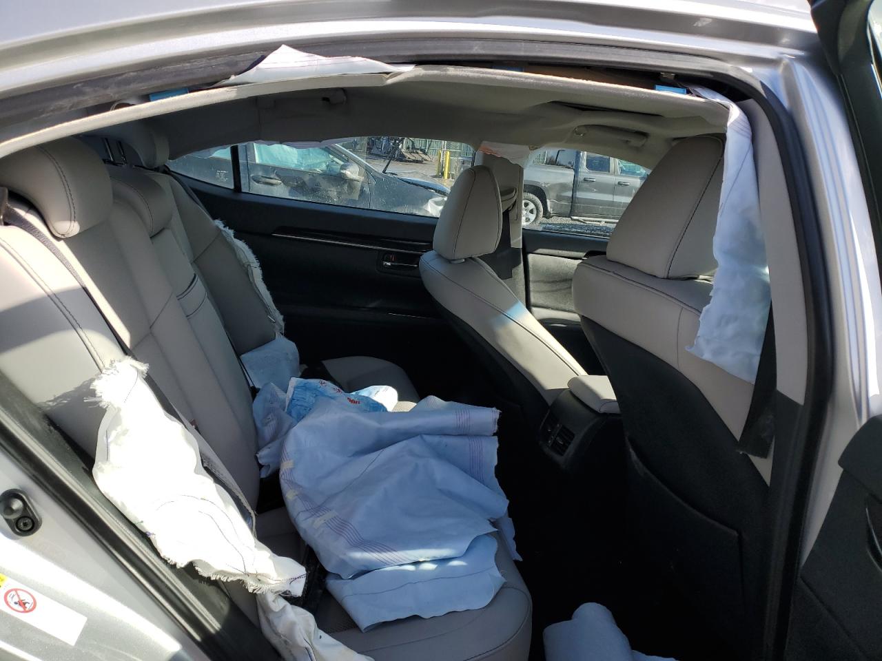 2018 Lexus ES VIN 58ABK1GG4JU101875 Copart auction photo, front end damage thumbnail 10