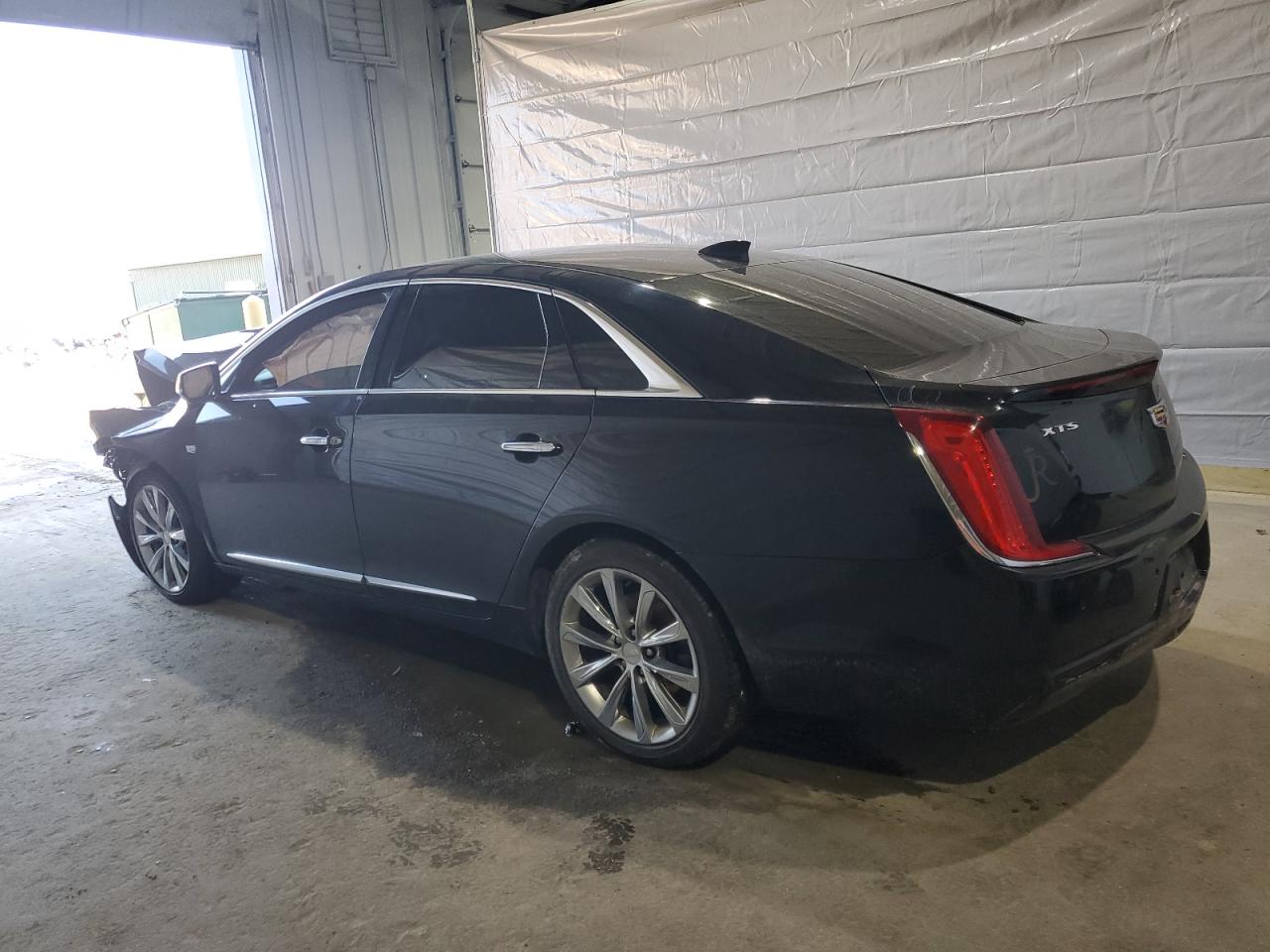 2018 Cadillac XTS VIN 2G61U5S36J9167194 Copart auction photo, front end / minor dent/scratches damage thumbnail 2