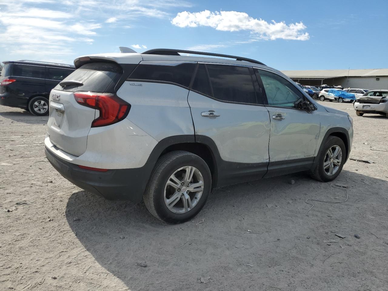 2018 GMC Terrain VIN 3GKALMEV1JL404599 Copart auction photo, side / front end damage thumbnail 3