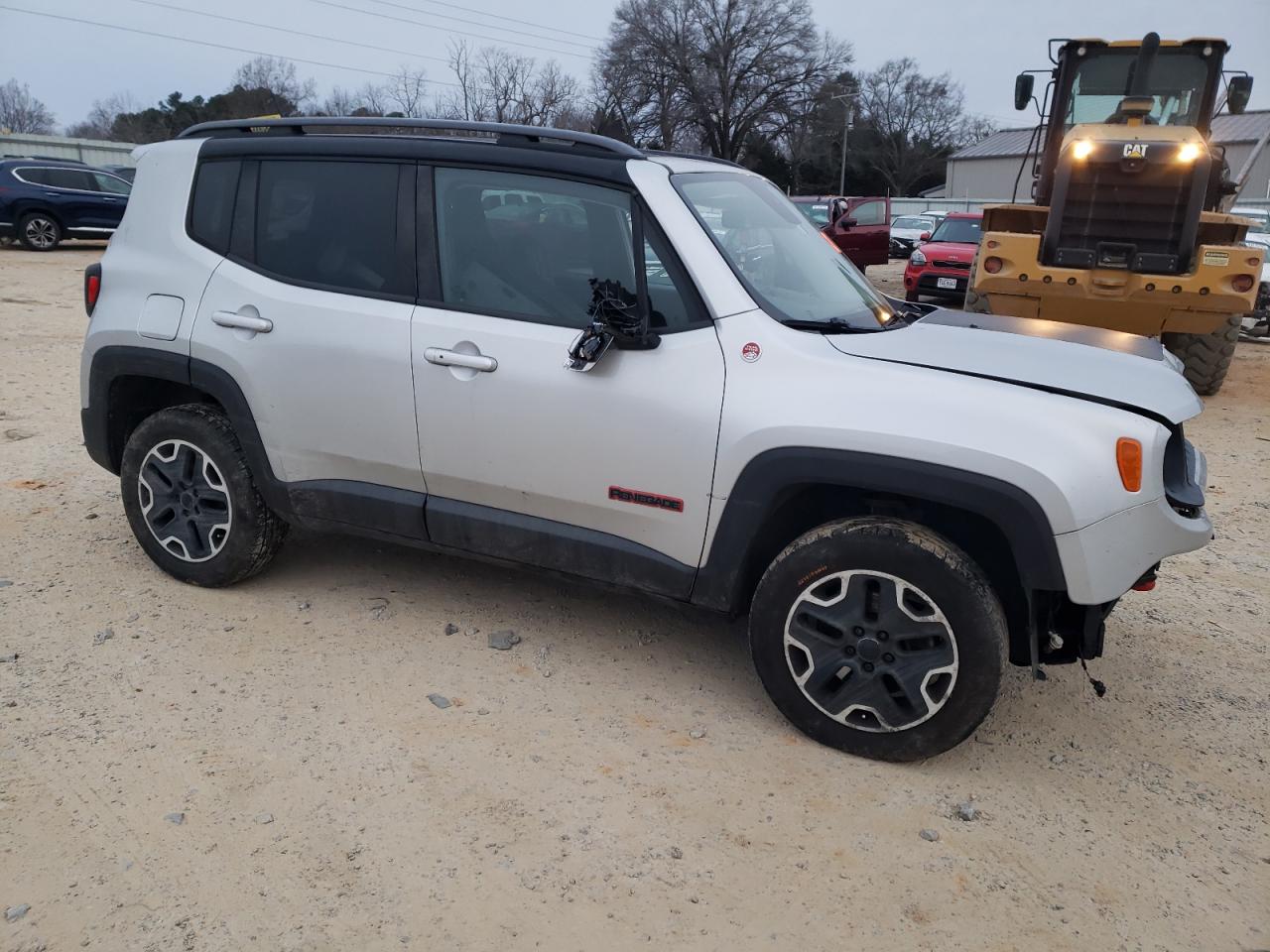 2015 Jeep Renegade VIN ZACCJBCT6FPC46839 Copart auction photo, all over / undercarriage damage thumbnail 4