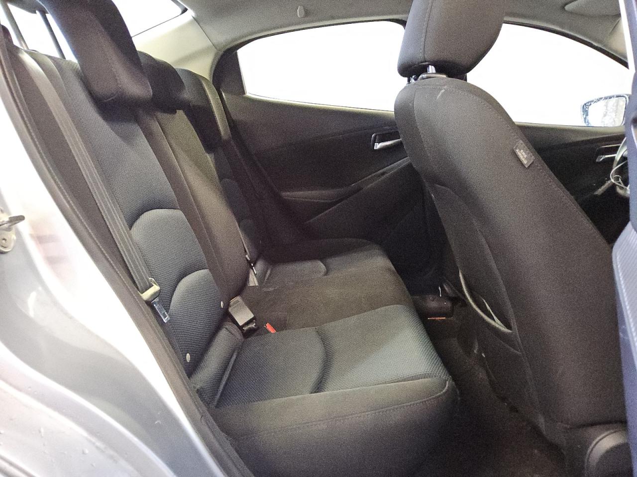 2018 Toyota Yaris VIN 3MYDLBYV8JY313875 Copart auction photo, front end / side damage thumbnail 10