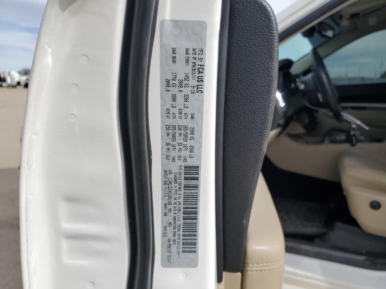 2017 Dodge Durango VIN 1C4RDJDGXHC661148 Copart auction photo, front end damage thumbnail 13