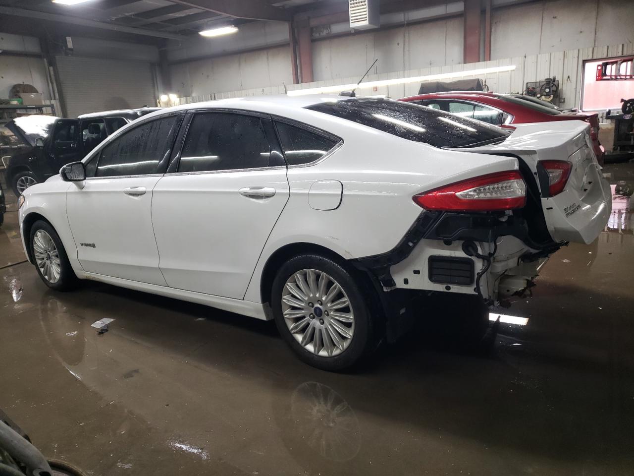 2016 Ford Fusion VIN 3FA6P0LU8GR388227 Copart auction photo, rear end damage thumbnail 2