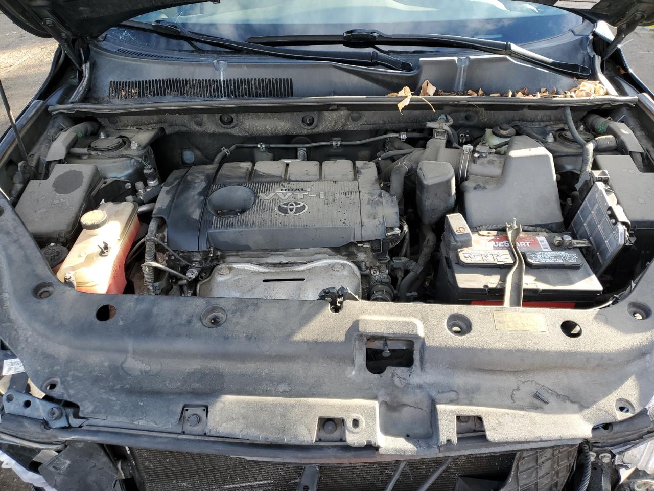2010 Toyota RAV 4 VIN JTMBF4DV9A5033961 Copart auction photo, front end / hail damage thumbnail 13