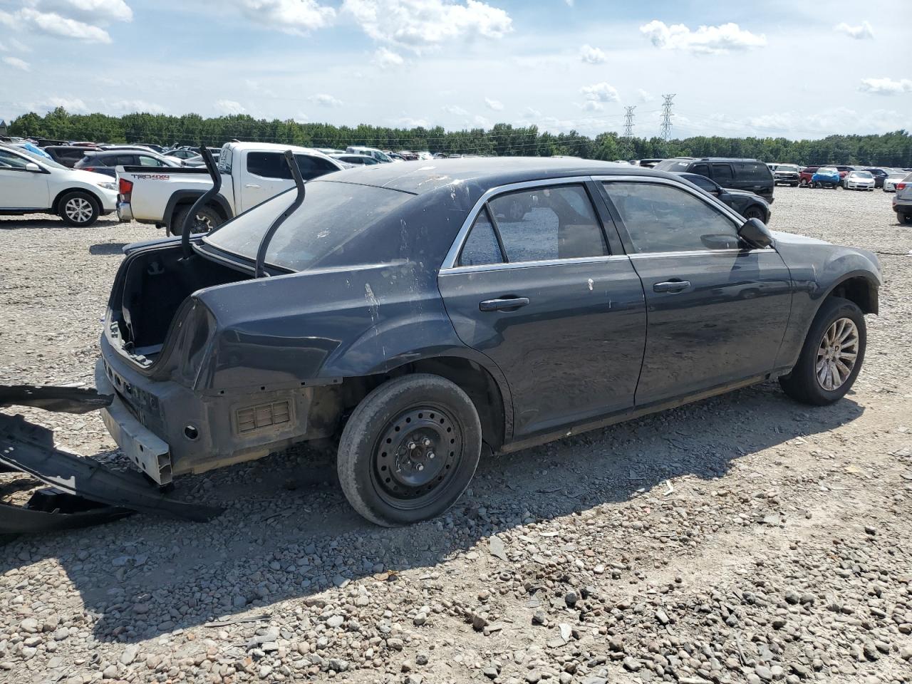 2016 Chrysler 300 VIN 2C3CCAAG5GH233906 Copart auction photo, stripped damage thumbnail 3