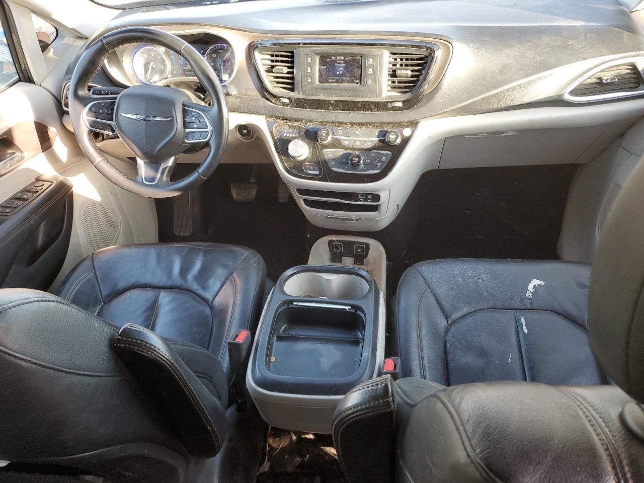 2017 Chrysler Pacifica VIN 2C4RC1BG1HR691524 Copart auction photo, all over / hail damage thumbnail 8