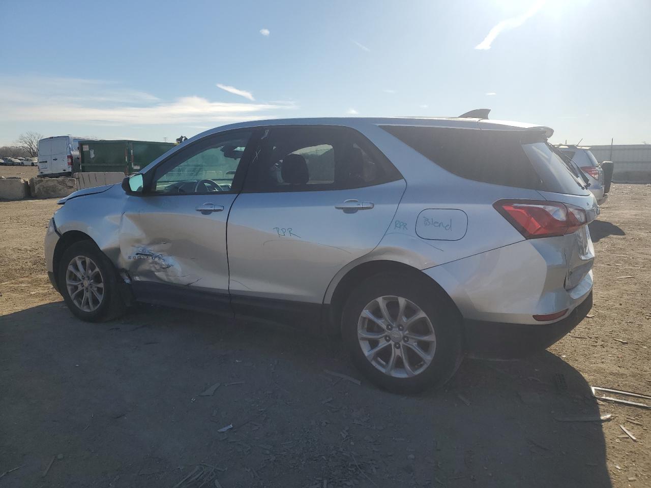 2019 Chevrolet Equinox VIN 3GNAXHEV8KS530092 Copart auction photo, all over damage thumbnail 2