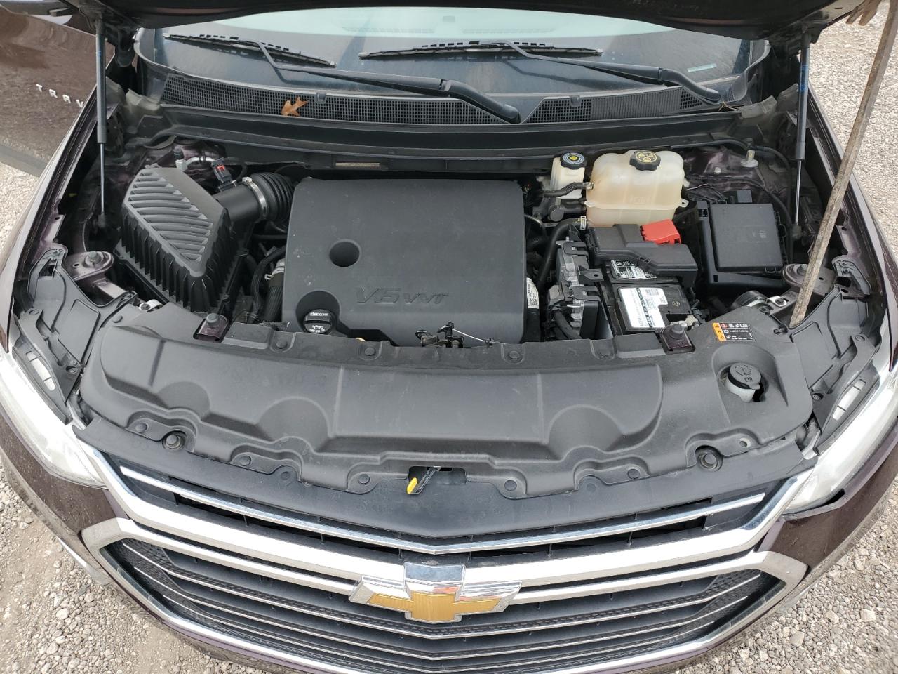 2018 Chevrolet Traverse VIN 1GNERGKW4JJ134051 Copart auction photo, side / front end damage thumbnail 12