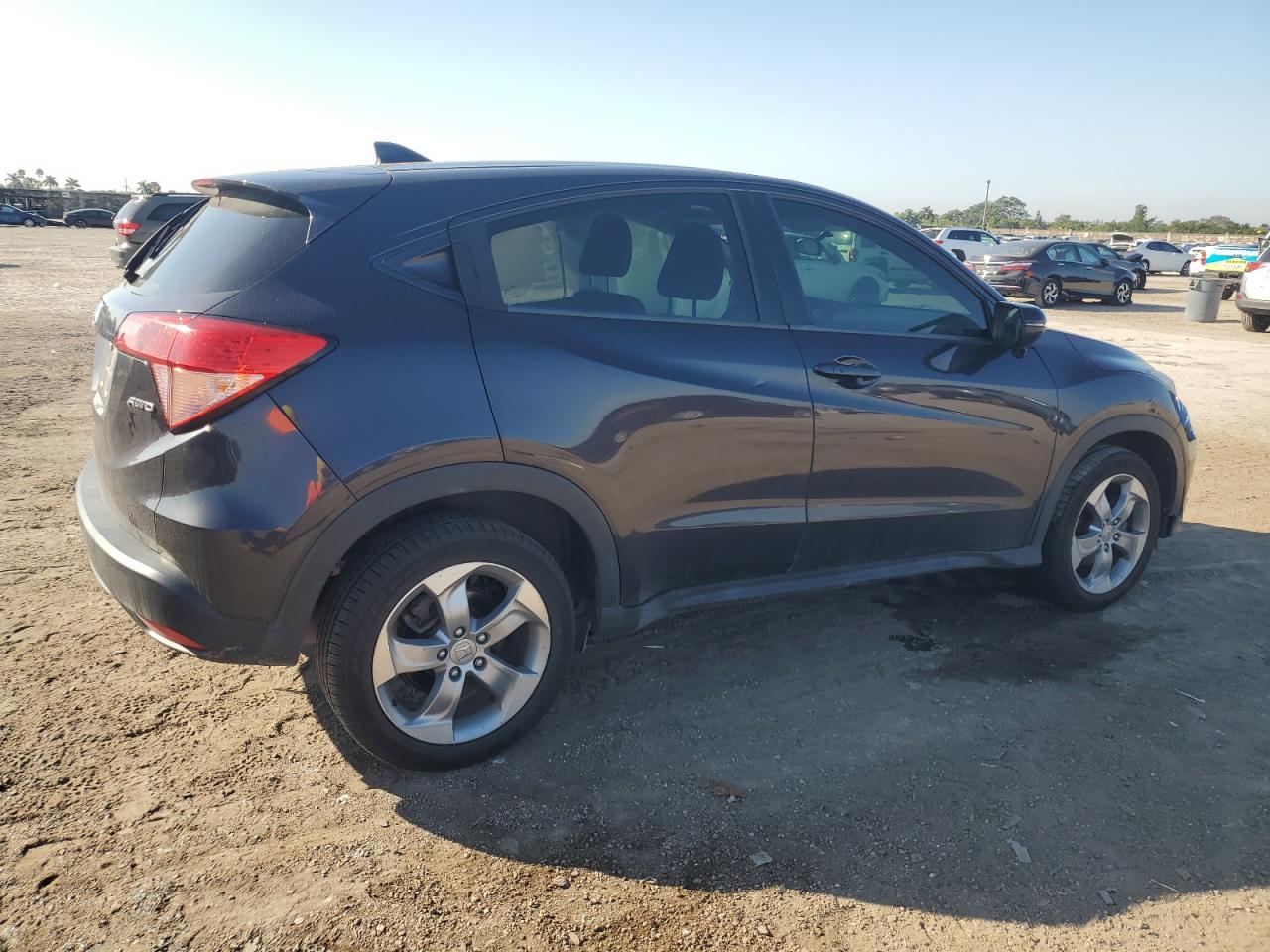 2017 Honda HR-V VIN 3CZRU6H5XHM706121 Copart auction photo, front end / side damage thumbnail 3