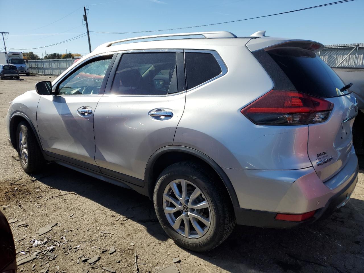 2019 Nissan Rogue VIN KNMAT2MV1KP514205 Copart auction photo, front end / rear end damage thumbnail 2