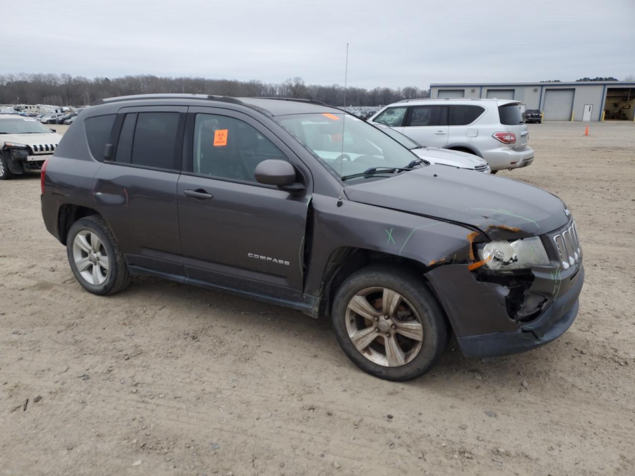 2016 Jeep Compass VIN 1C4NJCEA8GD599450 Copart auction photo, front end / side damage thumbnail 4