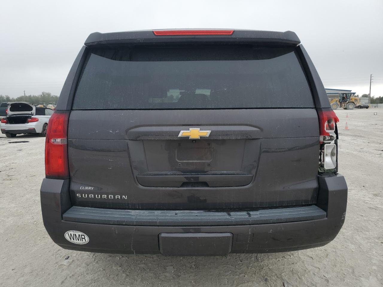 2016 Chevrolet Suburban VIN 1GNSKHKC1GR266150 Copart auction photo, water/flood / minor dent/scratches damage thumbnail 6